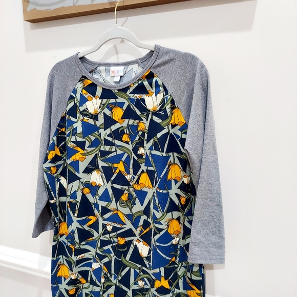 LulaRoe Randy - Picture 1 of 4